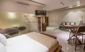 Sandrine Boutique&Spa